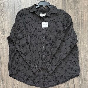 American Eagle Outfitters Oversized Black Floral Embroidered Button-Down Shirt